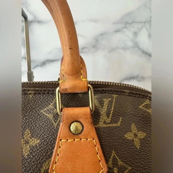 Pre-Loved Louis Vuitton Alma PM - Picture 6 of 11